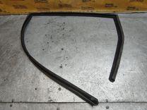 Уплотнитель двери задней левой 3F8UN4 Volvo XC70