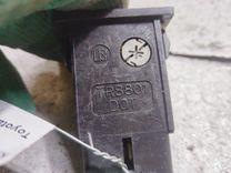 Кнопка антипробуксовочной системы ZW2JJ2 Toyota Avensis купить на авторазборке