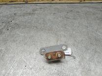 Петля крышки багажника V1GQGV Toyota Corolla - Фото 3