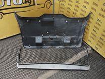 Обшивка крышки багажника 5D8QMZ Opel Zafira купить с доставкой