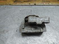 Подушка крепления двигателя KMFLC3 Volkswagen Touran купить с доставкой