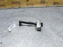 Ограничитель открывания двери передней U2L916 Toyota Corolla - Фото 4