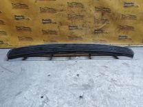 Заглушка (решетка) в бампер передний JJW4Y6 Audi A4 купить