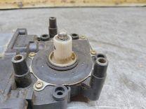 Моторчик стеклоподъемника передний правый 3VJFP1 Audi A4 купить на авторазборке