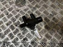 Фланец (тройник) системы охлаждения 0IJD5X Peugeot 306 - Фото 1