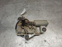 Моторчик заднего стеклоочистителя (дворника) E08NS3 Mitsubishi Carisma