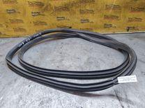 Уплотнитель двери передней правой E90164 Hyundai Getz