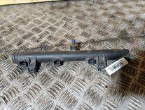 Топливная рампа Y5VS0M Peugeot 307 купить в магазине запчастей бу