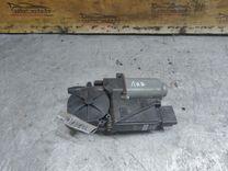 Моторчик стеклоподъемника передний левый 0NO1OG Renault Laguna - Фото 1