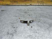 Петля двери передней правой Y06KM4 Volvo XC70 купить