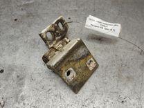 Петля двери передней левой T326V7 Peugeot 306 - Фото 1