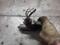 Моторчик стеклоподъемника передний правый U0SJP6 Opel Vectra купить с доставкой