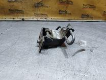 Петля двери передней левой 9I4ILG Volkswagen Golf