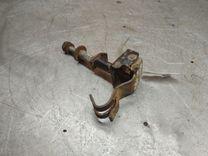 Крепление запаски 1DTP5K Fiat Palio