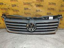 Решетка радиатора W5S4MO Volkswagen Passat - Фото 1