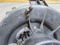 Моторчик печки ZS2BFJ Volkswagen Polo купить на авторазборке