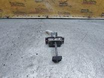 Ограничитель открывания двери задней 0KYGY3 Mercedes A W168 - Фото 2