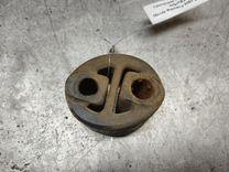 Кронштейн глушителя WQJTE3 Mazda Premacy