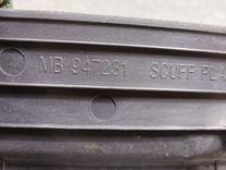 Накладка на порог внутренняя передняя левая 5JWP18 Mitsubishi Carisma купить в магазине запчастей бу