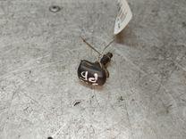 Форсунка омывателя AVUJH5 Mitsubishi Carisma