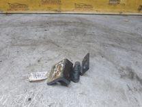 Петля двери передней правой M45QI8 Peugeot 406 купить в магазине запчастей бу