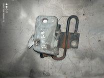 Петля двери передней правой 2CBZHL Audi A4 - Фото 1
