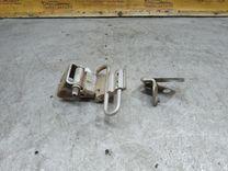 Петля двери задней левой DZ2R83 Volkswagen Passat купить в магазине запчастей бу