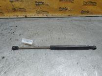 Амортизатор крышки багажника (3-5 двери) 752A0F Audi 100