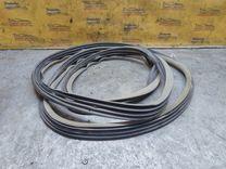 Уплотнитель двери задней правой L17VBO Renault Espace