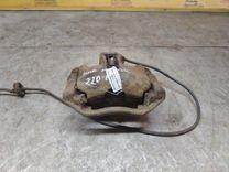 Суппорт передний правый 7U46A4 Mercedes E W124