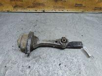 Подушка крепления КПП R03HVC Volkswagen Golf