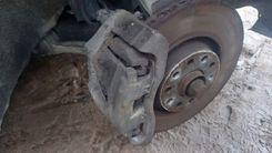 Суппорт передний правый C13EXK Audi A6 - Фото 2