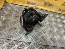 Подушка крепления двигателя 51ZPO0 Toyota Yaris купить