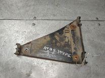 Кронштейн крепления бампера заднего YP8F9K Audi A4