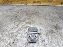 Петля крышки багажника F5VQKZ Ford Fiesta