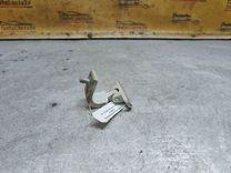 Петля крышки багажника 27BC41 Skoda Fabia