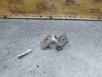 Петля двери задней левой 2R7Y31 Citroen C5 - Фото 2