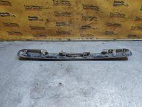 Накладка подсветки номера UUGF4Z Toyota Avensis купить с доставкой