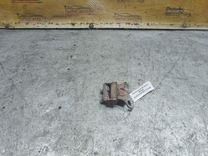 Петля крышки багажника 06YXK3 Toyota Corolla - Фото 1