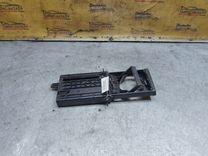 Подстаканник T52517 Toyota Avensis купить с доставкой