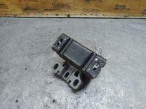 Подушка крепления двигателя WQK4XI Skoda Octavia купить в магазине запчастей бу