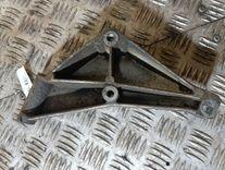 Кронштейн двигателя 7NWZ33 Audi 80 купить