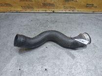 Патрубок интеркулера U09UUA Volkswagen Sharan