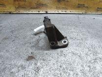 Кронштейн полуоси DZIVRA Renault Scenic купить на авторазборке