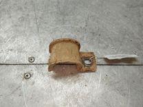 Крепление втулки стабилизатора K5DW1F Renault Scenic RX4 - Фото 1