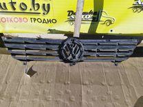 Решетка радиатора PFERMM Volkswagen Polo купить в магазине запчастей бу