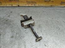 Ограничитель открывания двери передней NNTZ9X Ford Focus - Фото 5