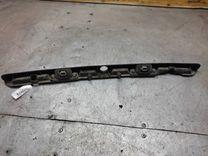 Накладка подсветки номера CB0V8E Audi A4 - Фото 2