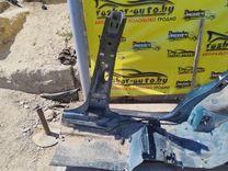 Стойка кузовная центральная правая 5PUPJB Audi A4 купить на авторазборке