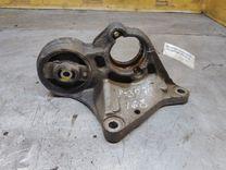 Кронштейн полуоси IR81P7 Peugeot 307